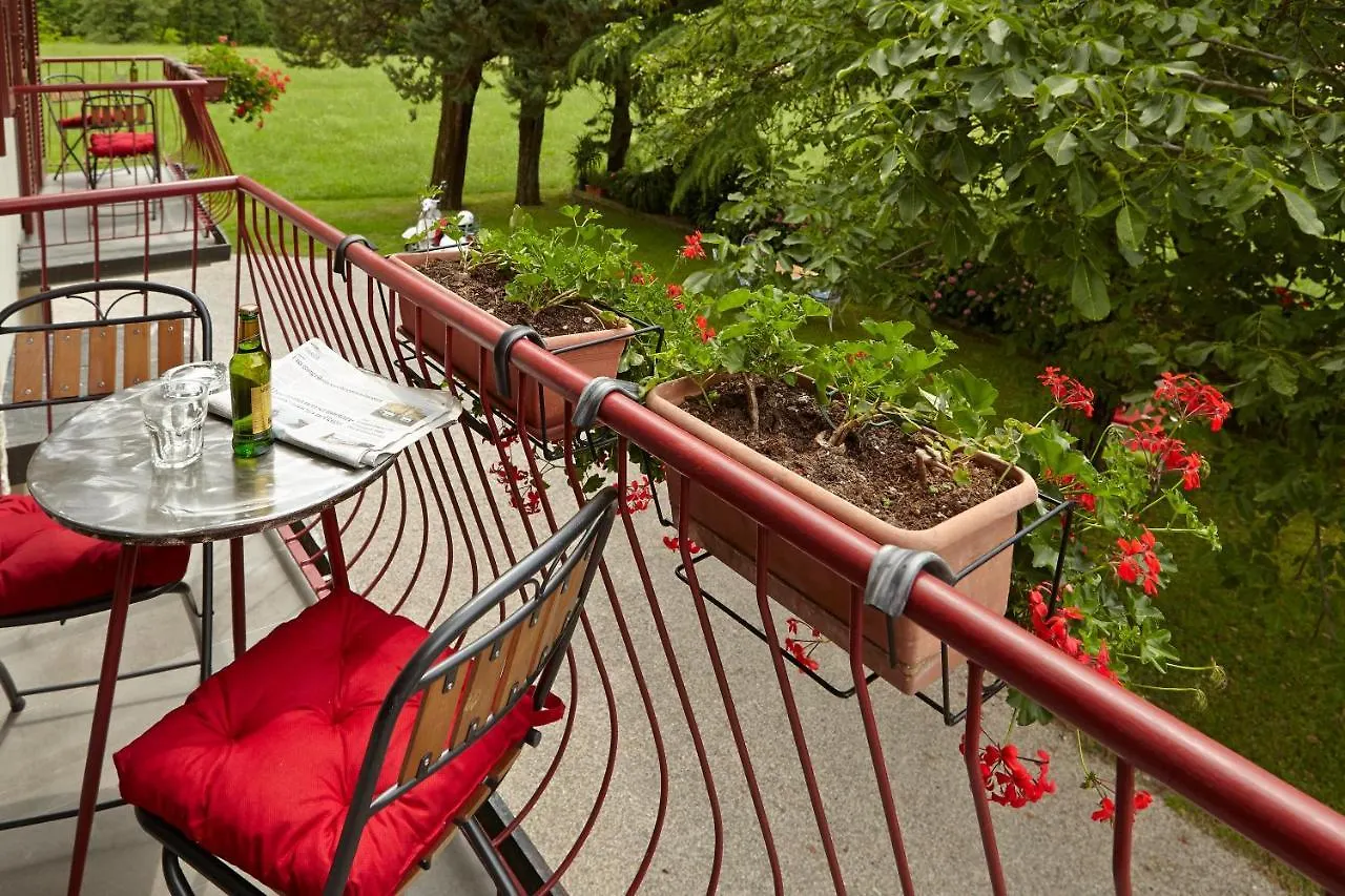 La Vecchia Latteria - B & B Gardone Riviera Italy